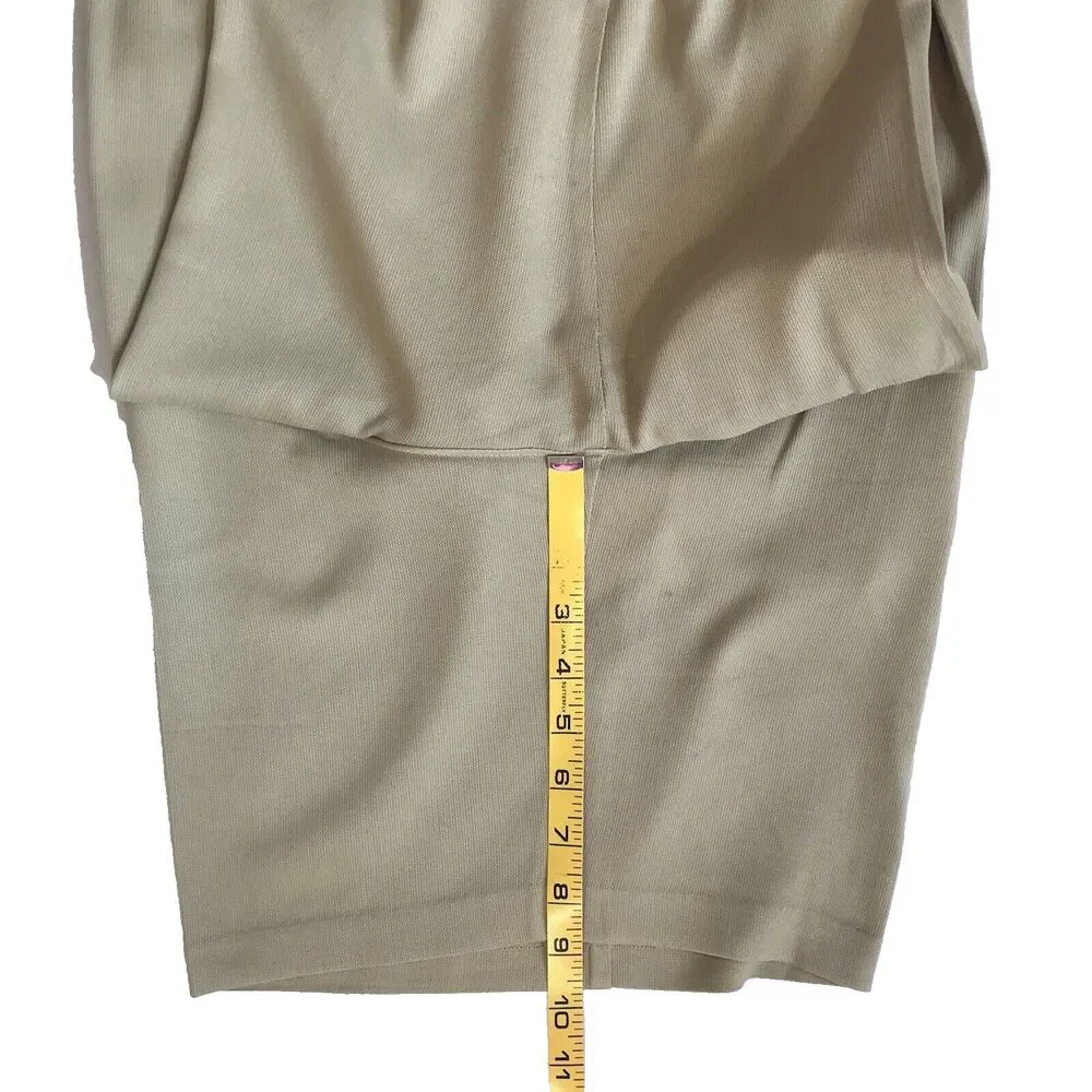 Tommy Bahama Chino Shorts SZ 34 Khaki Beach Resort Golf Casual 100% Silk Preppy